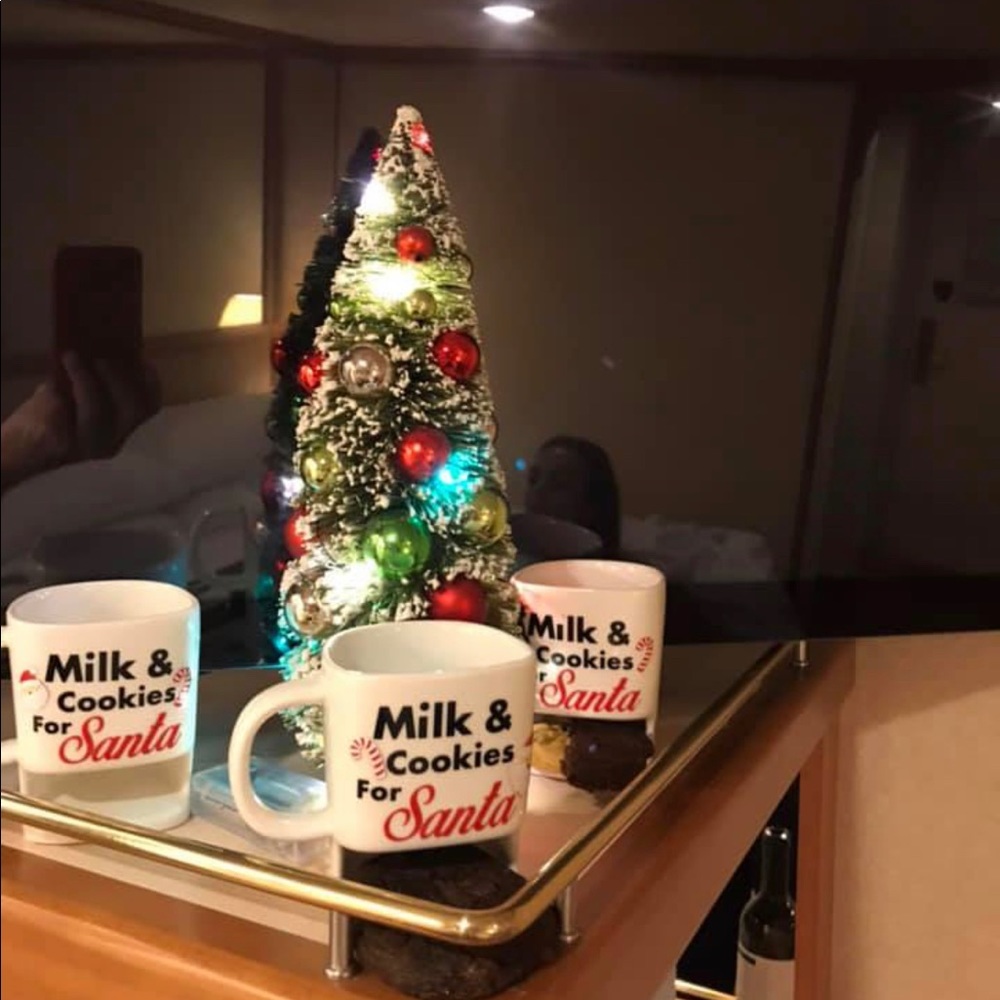 Santa cookie mugs for Christmas Eve